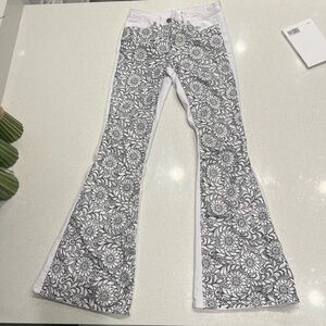 Venus Size 2 lace overlay black & white Jeans